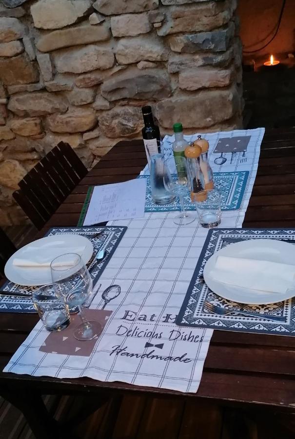 L'Ancienne Cave Bed & Breakfast แซร์ ภายนอก รูปภาพ